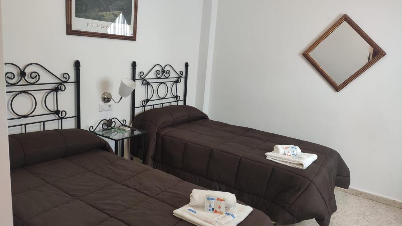 Hostal Efebo 24H Antequera Zewnętrze zdjęcie